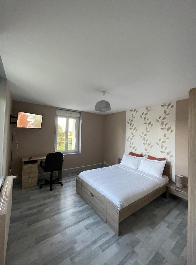 Appartement La Fourmi Verte Bruyeres Bagian luar foto